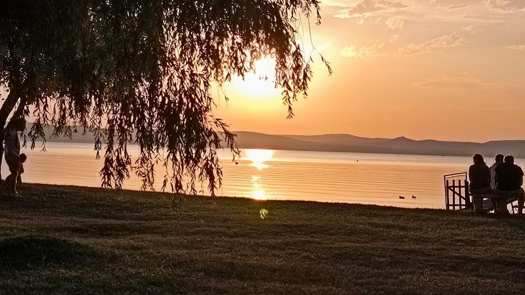 Traumlage Direkt Am See Balatonszemes Exterior foto